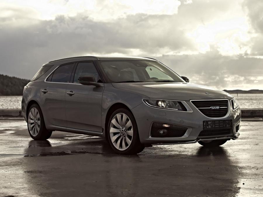  Saab 9-5 SportCombi 2011 года  (фото 2 из 7)